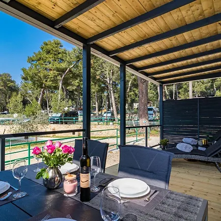 Ivaci Luxury Mobile Homes Camping *